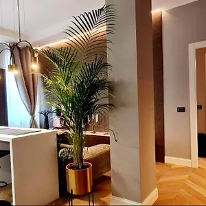  Apartment V28