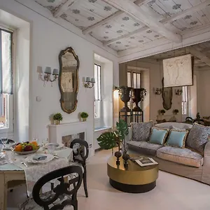 https://roma-fontana-di-trevi.it-romehotels.com